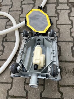 vysavač intex - 2