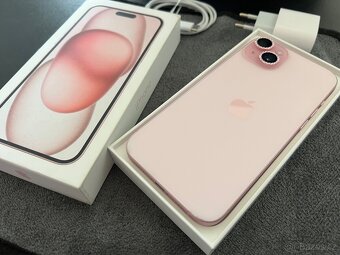 📱 iPhone 15 Plus 128GB Růžový | Stav jako nový - 2