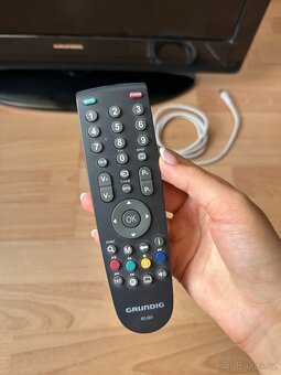 Televize Grundig 32 GLX 3000 T - 2