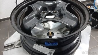 Disky plechové Opel- Adam- 6Jx15 IS-39 - 2