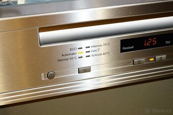 Myčka Miele nerezová vestavná G6200 SCi , tři koše - 2