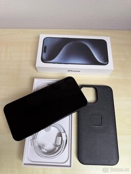 Apple iPhone 15 Pro Max 256 GB - 2