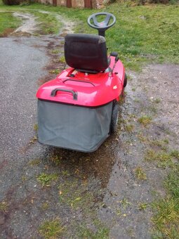 Zahradní traktůrek - 2