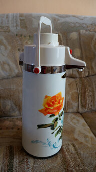 Termoska s pumpičkou - 2