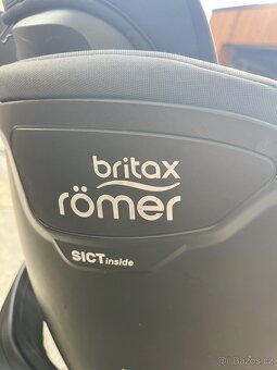 Britax Römer Dualfix - autosedačka - 2