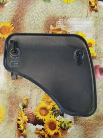 Citroën Xsara Picasso zadní boční kryt uvnitř kufru - 2