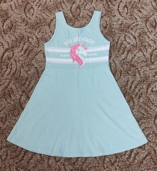 Dívčí šaty a sukně vel. 110-140 - 2