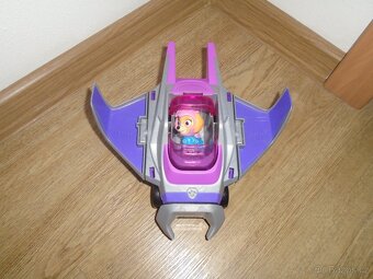 Spin Master Paw Patrol Aqua Pups Skye - 2