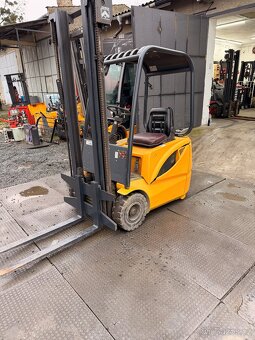 Elektrický vozík DESTA 3E15 za 65.000kČ - 2