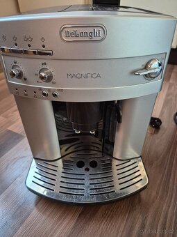 DeLonghi Magnifica kavovar - 2