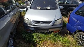 opel zafira diesel - 2