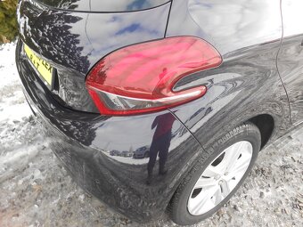 Peugeot 208, 1,2, navi, chrom, 87tkm, Led světla - 2