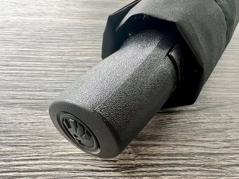 Nový originální deštník Škoda ( PC: 599kč ) 000087600L - 2