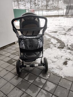 dětský kočárek - 2