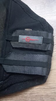 Maska proti hmyzu, Pony - 2