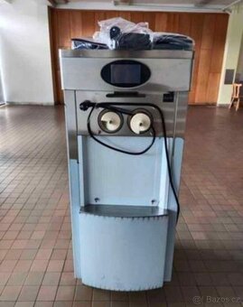 Zmrzliňovač, zmrzlinový stroj - 2