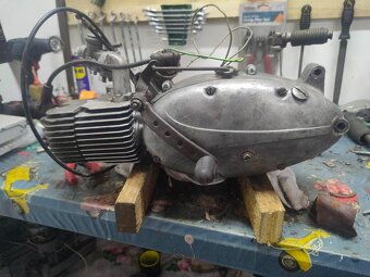 Motor Jawa pionýr 05 - 2