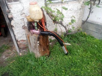 Motorový postřikovač - 2