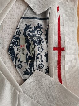 Dresy, vše originály, koupeno v Anglii a Španělsku - 2