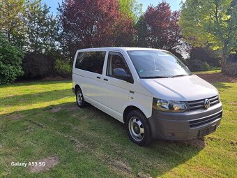 Vw t5 transporter 2l 75kw,8 míst. - 2