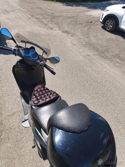 Piaggio - 2
