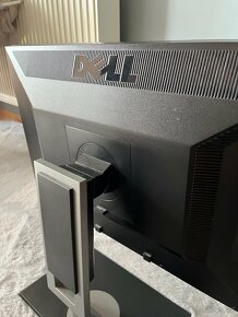 Monitor Dell (Professional P2210f) - 2