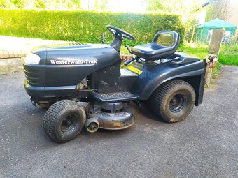 Zahradní traktůrek zn McCulloch V2 18,5 PS - 2