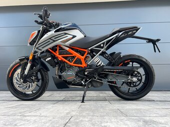 KTM Duke 125 r.v. 22 - 2