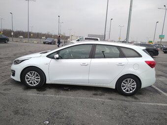 Pronájem Kia Ceed Kombi 2017r.v 3500 Kč/tyden na Bolt, Uber - 2