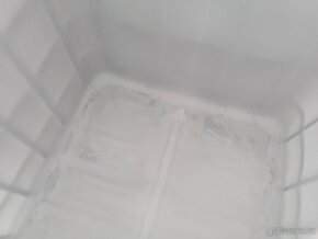 Ibc kontejner 1000 l na plastové paletě. - 2