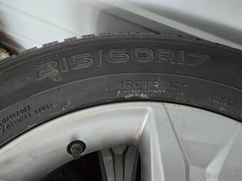 PRODAM CELOROČNÍ PNEU 215/60R17+ALU DISKY - 2