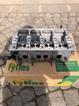 Hlava motoru 1.9tdi/2.0tdi 038103373R - 2