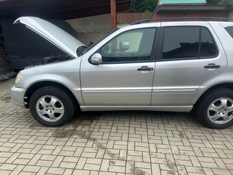 Mercedes ML 270 w163 - 2