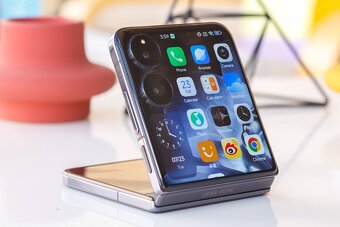 Xiaomi Mix Flip 5G (12GB/512GB) – Perfektná skladačka - 2