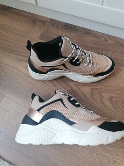 Nové dámské /dívčí boty Steve Madden - 2