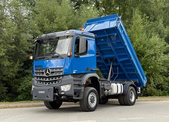 Mercedes-Benz AROCS 2136 4x4 - třístranný sklápěč + závěs - 2
