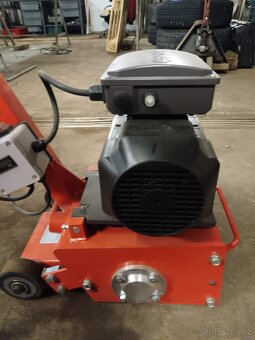 Frézka CG 200 - Husqvarna - 2