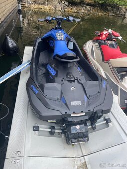 Vodní skútr SeaDoo Spark Trixx - 2