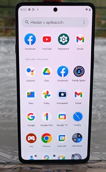 Mobilní telefon Motorola Edge 20 / 8GB RAM /128GB/Dual SIM - 2