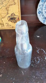 Stará skleněná lahev s kuličkou - 2