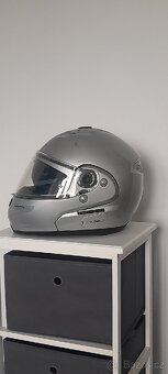 Helmy a oblečení na moto - 2