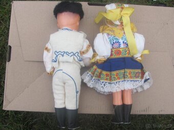 panenky v kroji - 2