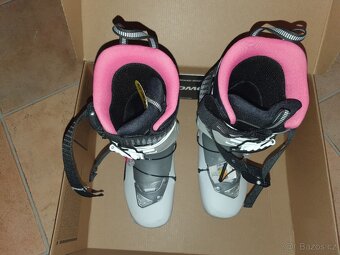 Nové Skialpové lyžáky DYNAFIT TLT 7. MP 265/ 7.5uk - 2