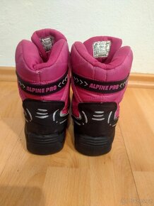 Dívčí sněhule 33 - 2