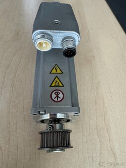 Servo motor Festo EMME-AS-40-M-LV-AM - 2