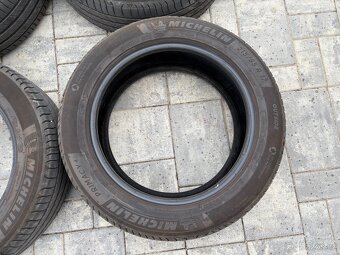 Letní pneu Michelin 215/55 R17 - 2