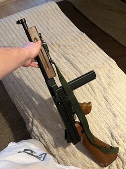 Elektrická airsoft zbraň M1A1 Thompson - 2