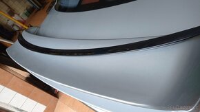 BMW M3 E92 - odtrhová lišta výka kufru - 2