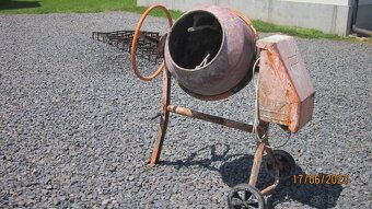 Bubnová míchačka na beton - 2