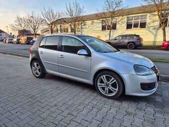 Volkswagen Golf GT - 2